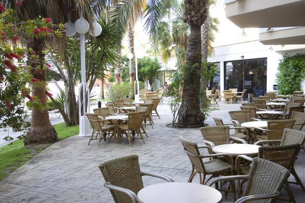 Bar cafe TRH Jardín del Mar Hotel Santa Ponsa