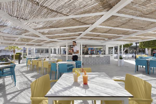 Cafe bar Palmanova Suites by TRH Hotel Magaluf
