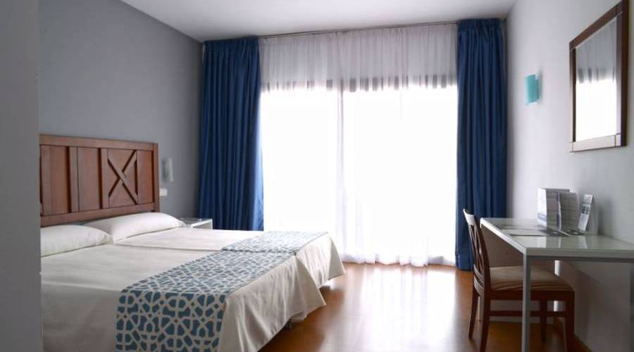 DOUBLE ROOM FOR SINGLE USE GOLF VIEW TRH Paraiso Hotel en Estepona